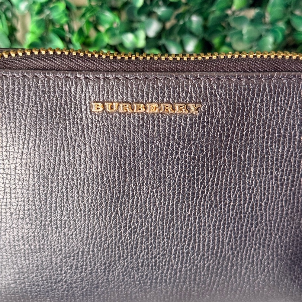 Burberry Black Leather Mini Crossbody Bag with COA - Picture 2 of 10